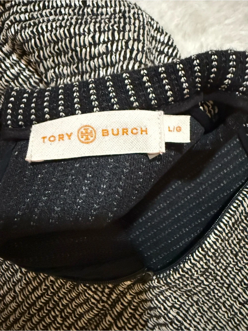 NWOT Tory Burch Boxy Raffia Sweater